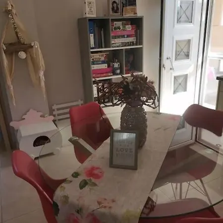 John's & Maria's House * Айокампос