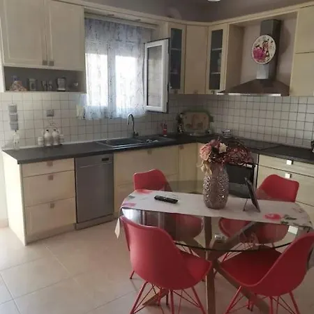 John's & Maria's House Дом отдыха *